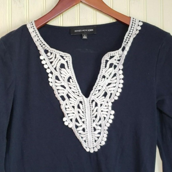 Jones New York Sweaters - Jones New York Shirt Womens Small Blue V Neck 3/4 Sleeve Crochet Trim Jersey Top